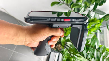 The Unsung Heroes of Cold Chain Logistics: Unveiling the Low-Temperature Adaptability of RFID Handheld Terminals